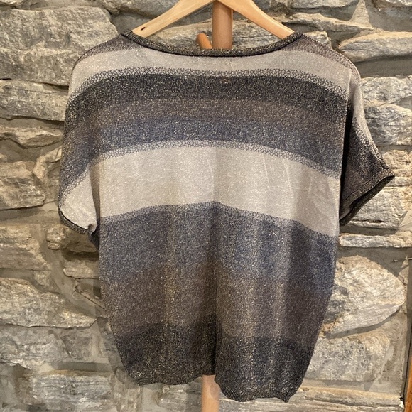 Fine knit shimmer top - Picture 2 of 6